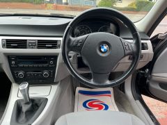 BMW 3 SERIES 320D EFFICIENTDYNAMICS - 1714 - 12