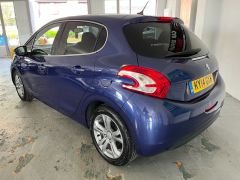 PEUGEOT 208 1.4 HDI ALLURE **Only 44277 Miles**£0 Road Tax** - 1722 - 7