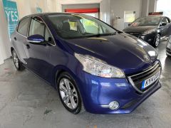 PEUGEOT 208 1.4 HDI ALLURE **Only 44277 Miles**£0 Road Tax** - 1722 - 6